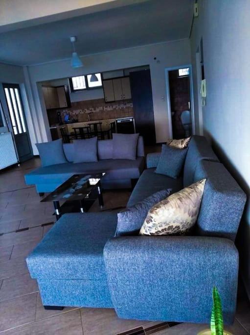 Golden Sunrise Apartment Gythio Exterior photo